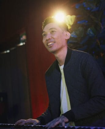 Stephen Abner gkdi worship